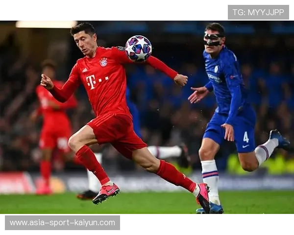 拜仁定位球防守连续失误，逆转胜利难掩防线隐忧