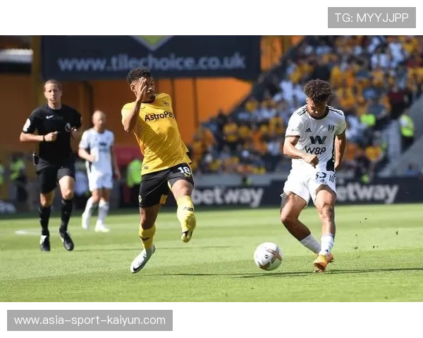 英超俱乐部商业收入增长显著,比赛日与零售表现强劲