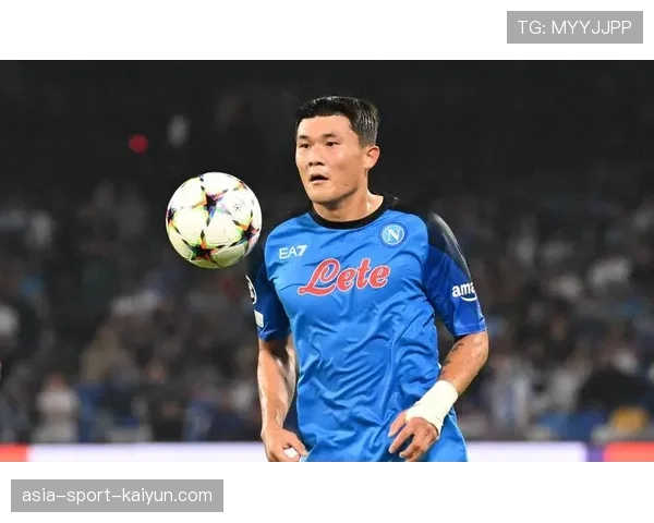 官方:那不勒斯后卫金玟哉因腿筋受伤,将缺席至少四周 官方:那不勒斯后卫金玟哉因腿筋受伤,将缺席至少四周