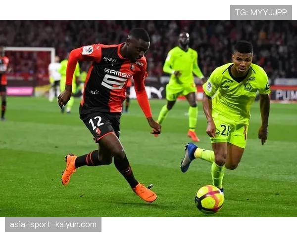 法甲第34轮前瞻：洛里昂主场迎战斯特拉斯堡，价值六分的保级关键战